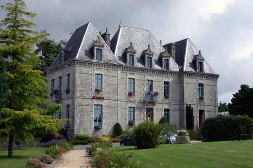 Monte Escalier 22 Installateur Monte Escalier Plougonver